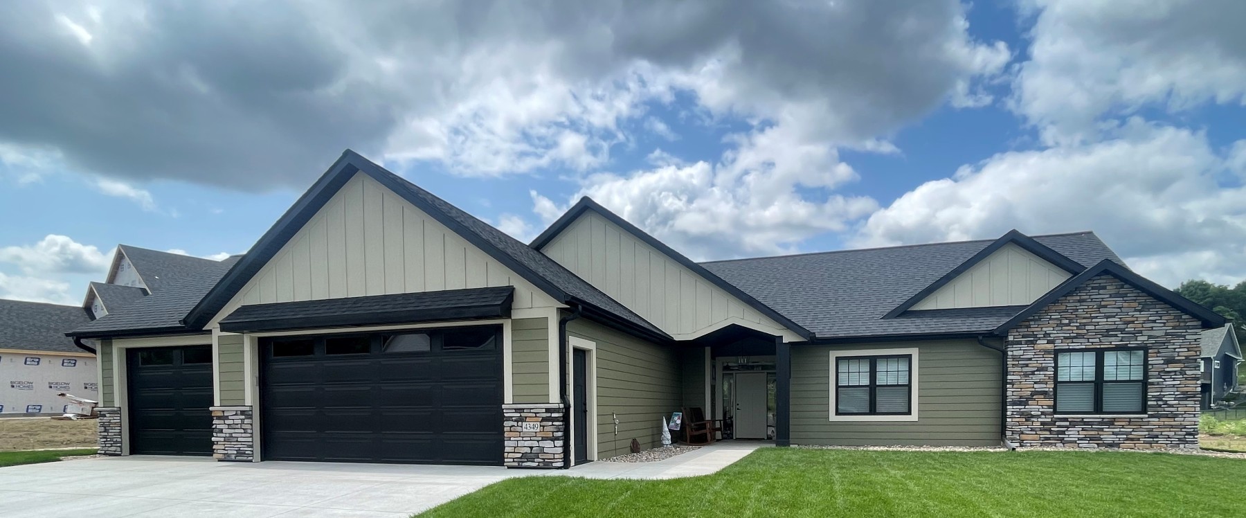 quality-overhead-door-23